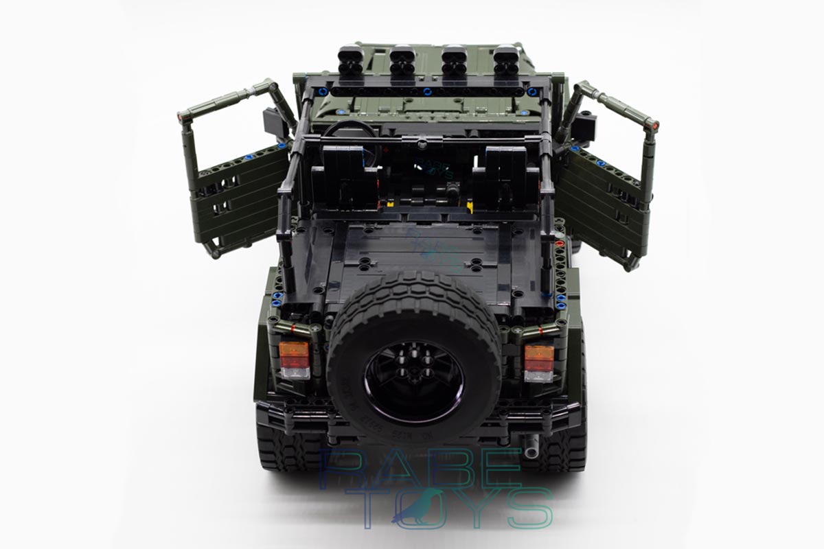 Wrangler No. 13124 - Mould King - Produktbild - Ansicht Hinten Oben - Türen offen