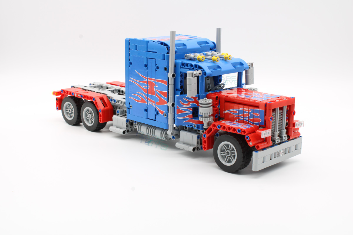 Muscle Truck 15001 - Mould King - Produktbild - Ansicht vorne rechts